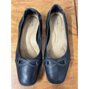 Clarks Shoes Women’s 9M Lyrical Rhyme Ballet Flats Slip On Black Leather Casual